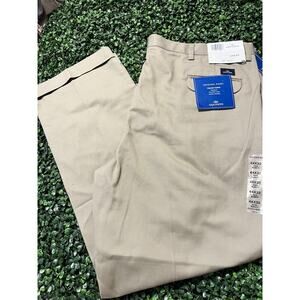 Dockers Men’s Pants 44x32 Original Khaki Relaxed Pleated Cuffed 100% Cotton NWT